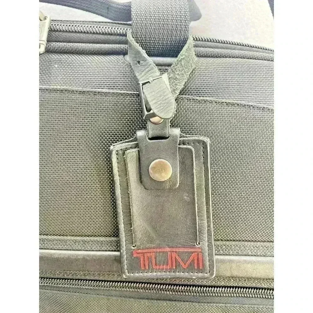 TUMI Alpha 21